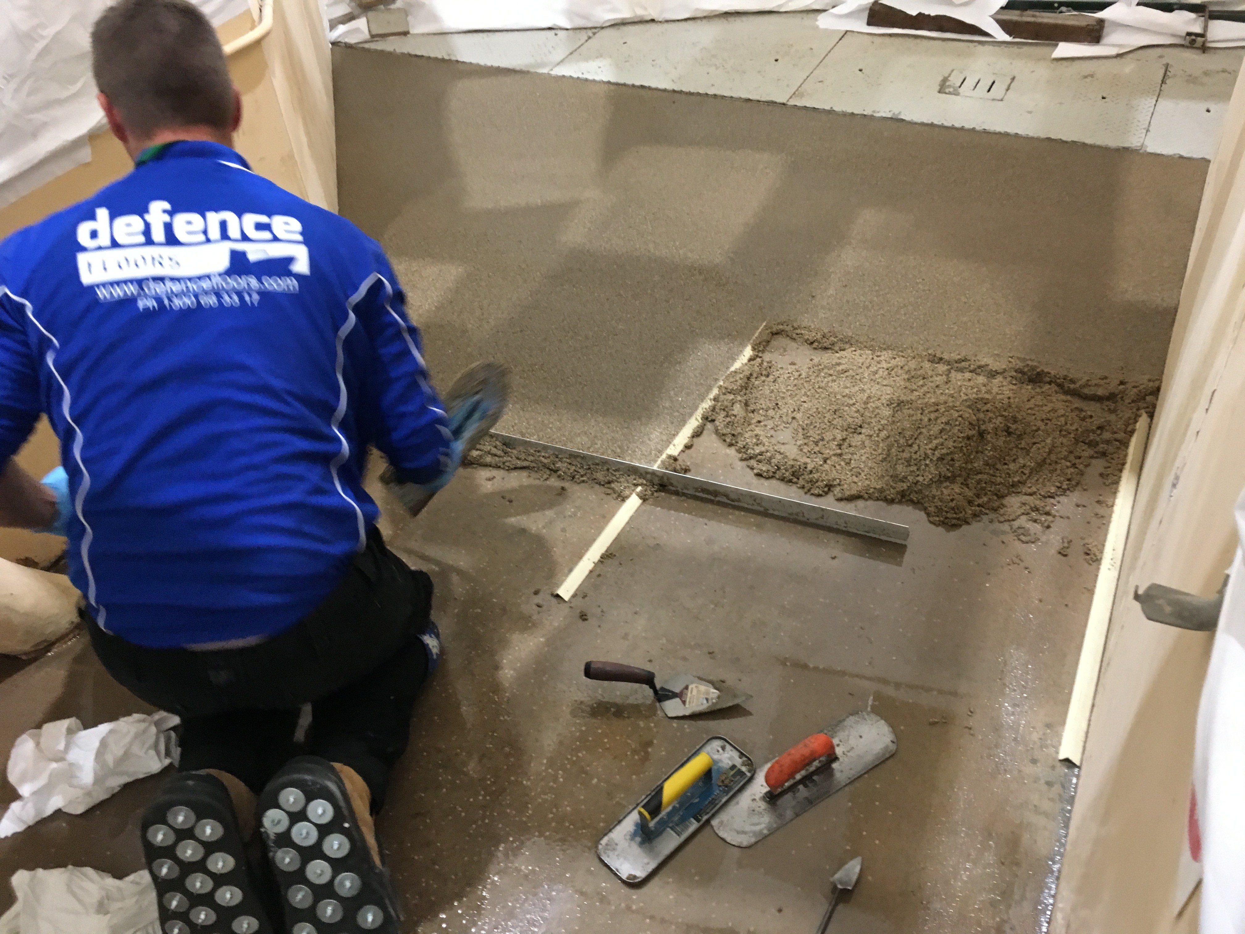 Q18 - When is a leveller required and what product should be used